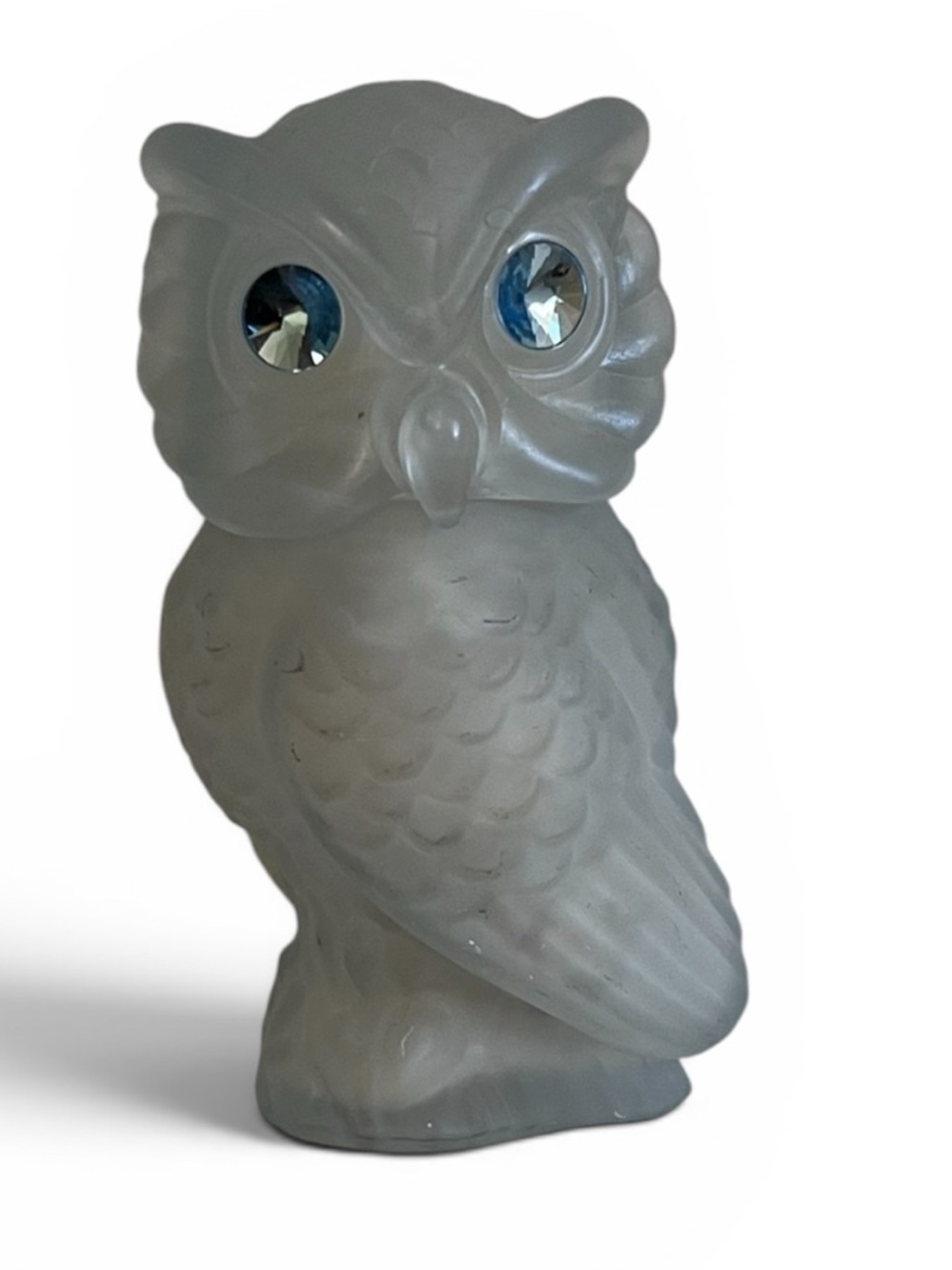 Avon Snow Owl Powder Sachet Shaker Frosted Glass Bottle Blue Eyes VNTG